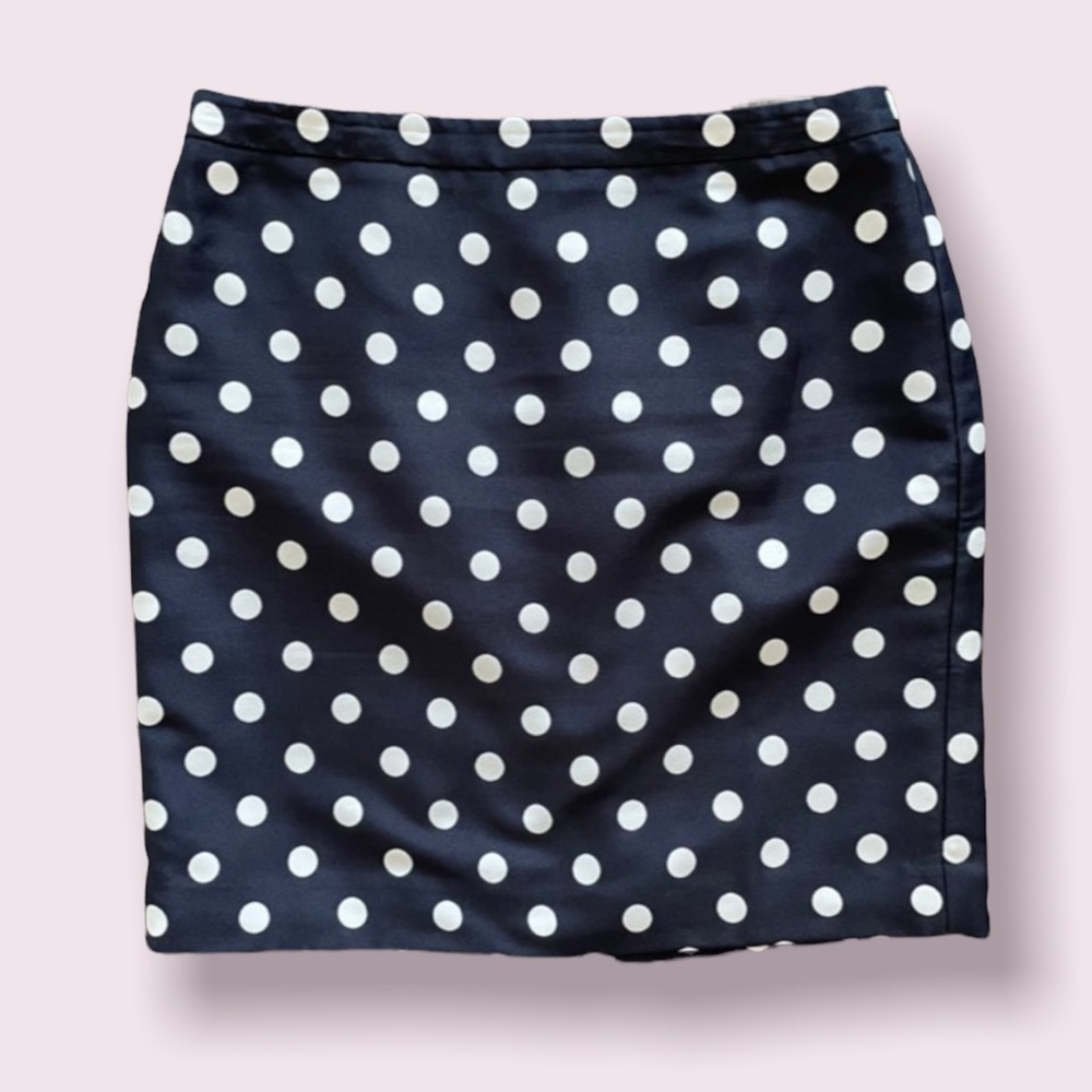 Loft || blue & white polka dot shift skirt